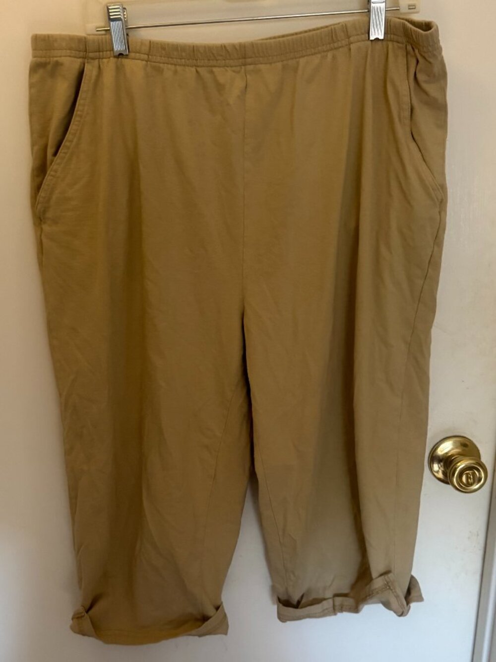 White Stag Khaki Capris W XXL